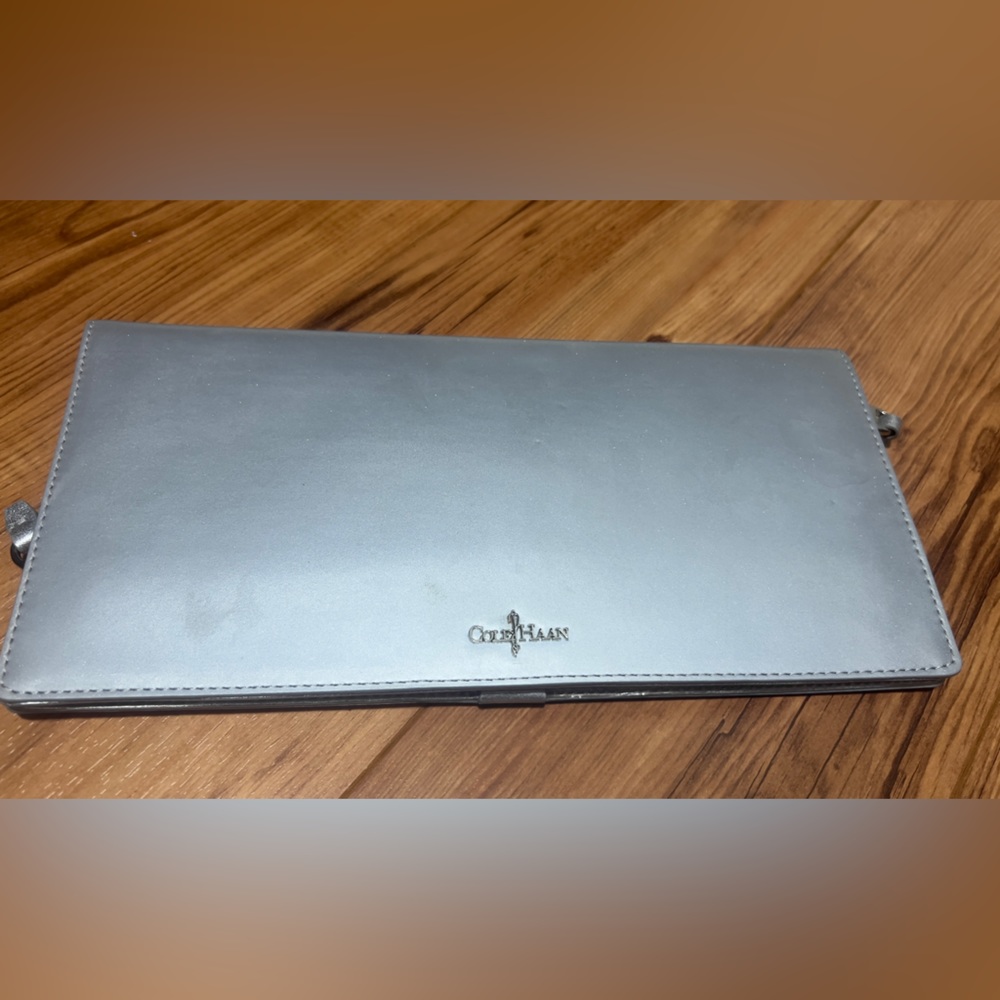 🚨FLASH SALE🚨 Cole haan clutch bag